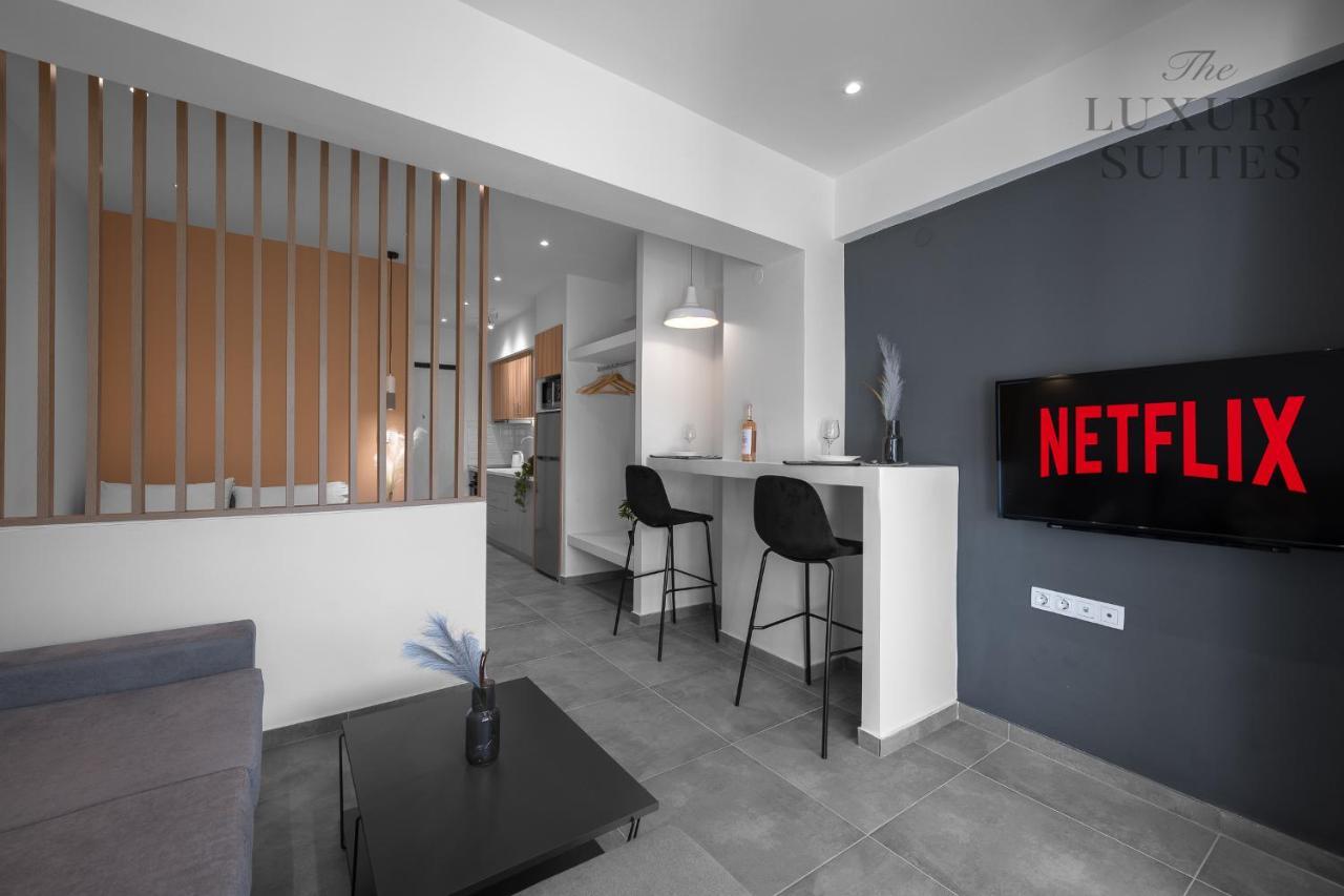 Horizon Apartments, The Luxury Suites Солун Екстериор снимка