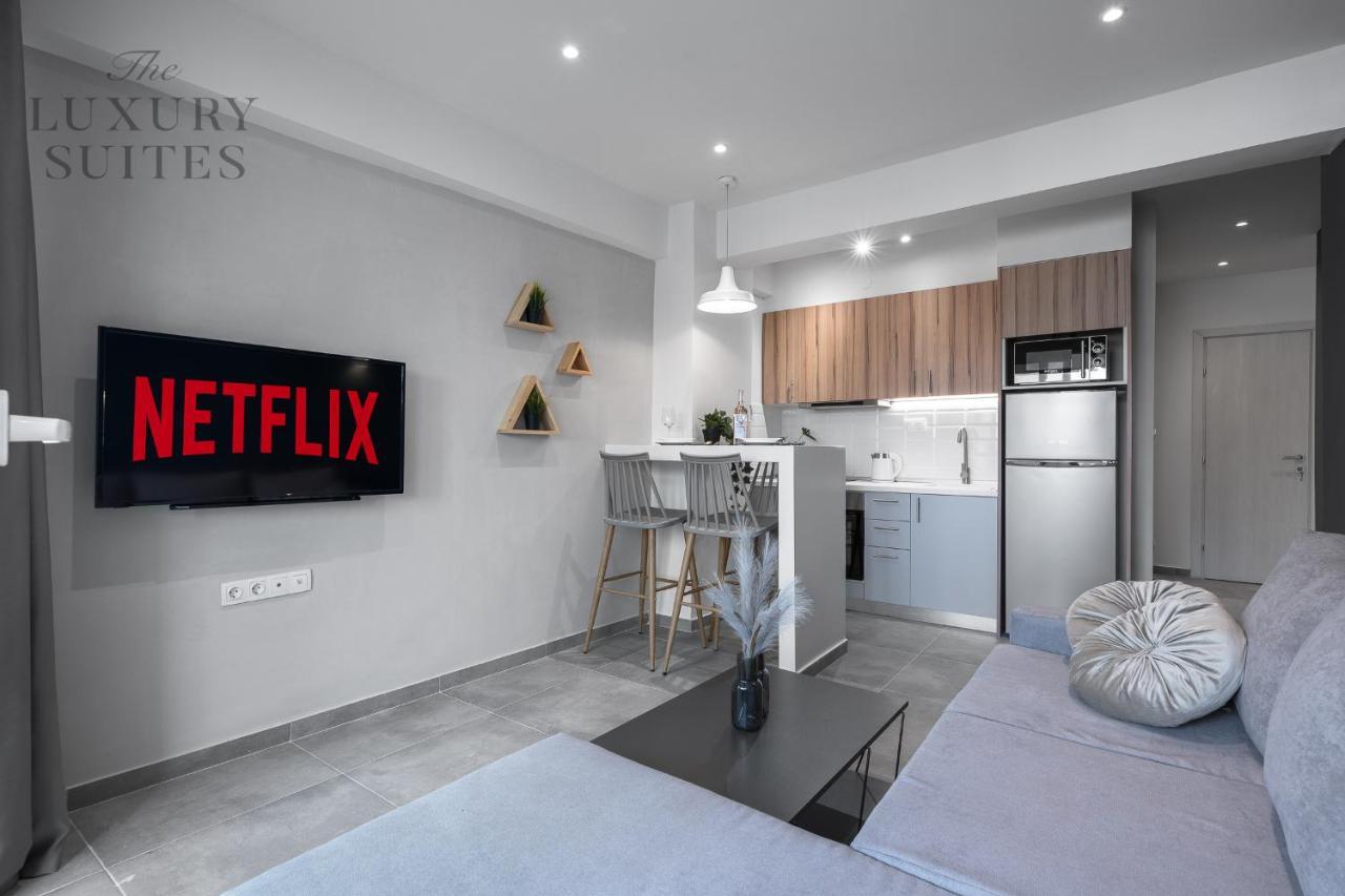 Horizon Apartments, The Luxury Suites Солун Екстериор снимка