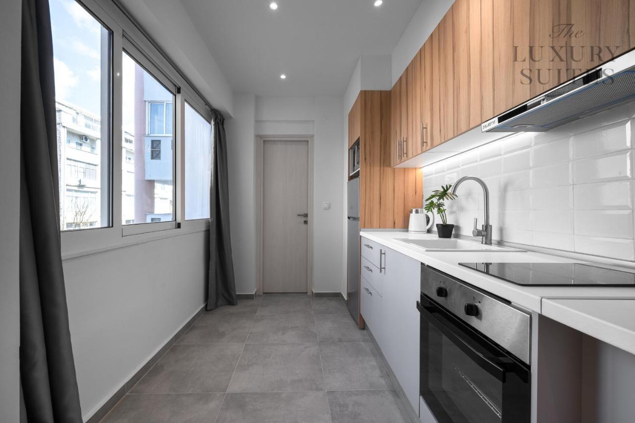 Horizon Apartments, The Luxury Suites Солун Екстериор снимка